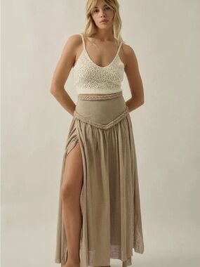 🆕🤍BOHO TAUPE MAXI SKIRT